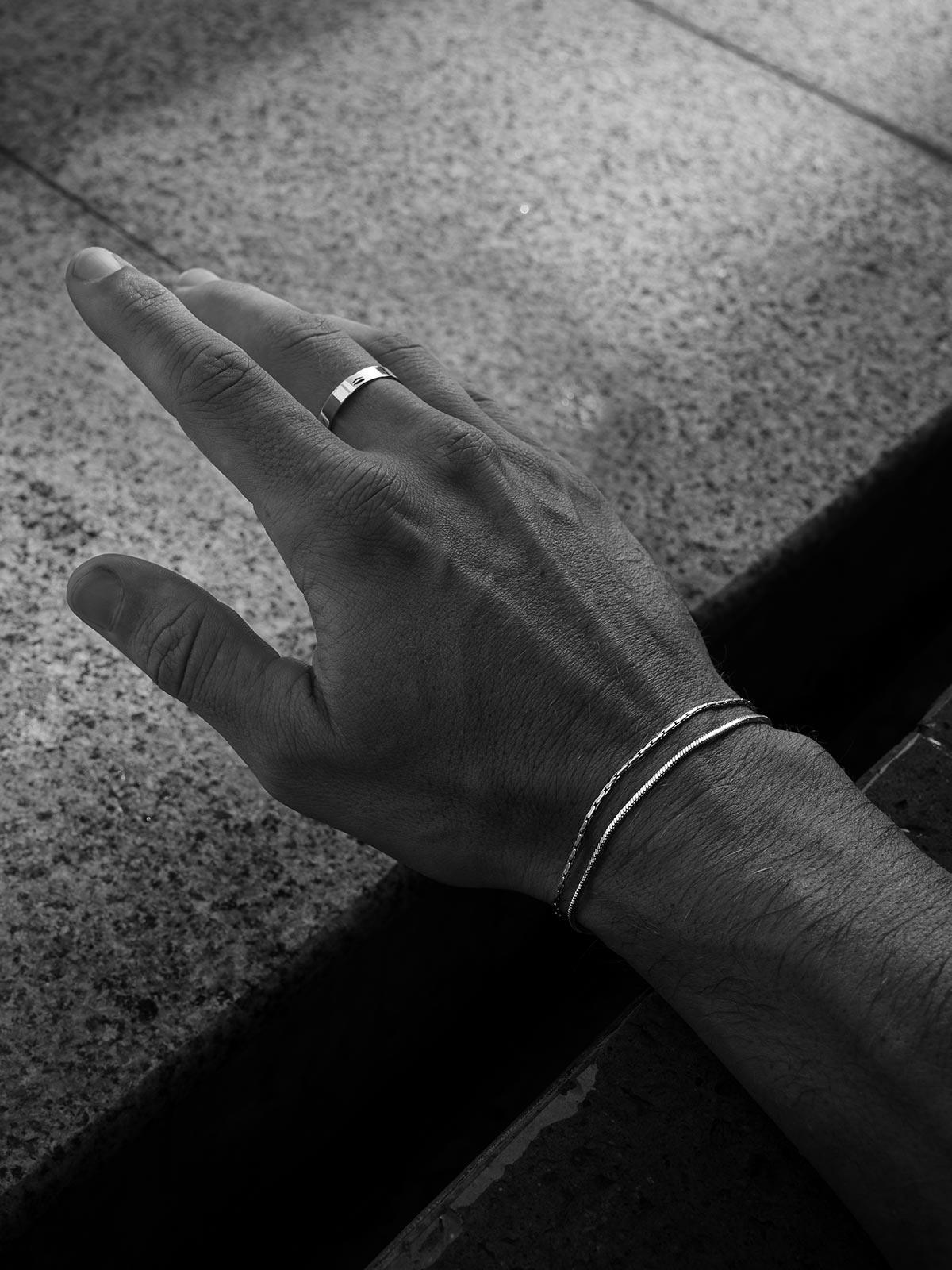 Pulseira Wire Olivetti